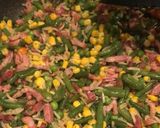 Zöldség baconnel és feta sajttal recept fázis 2 fotója