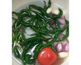 Foto langkah ke 1 dari resep Ikan Asin Sambal Ijo.