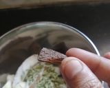 A picture of step 1 of Vendakkai puli kulambu.