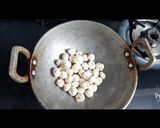 A picture of step 1 of Makane Raita.