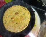 A picture of step 4 of Bajara Methi Roti.