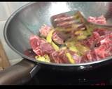 Pork In Ginger And Plum Sauce In Thermal Pot recipe step 1 photo