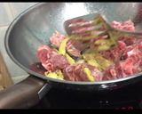 A picture of step 1 of Pork In Ginger And Plum Sauce In Thermal Pot.