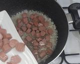 A picture of step 3 of Tum yum Sausages rice.
