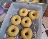 Foto langkah ke 4 dari resep Donat Empuk (Anti Gagal).