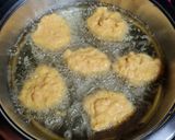 A picture of step 2 of Pumpkin fritter.