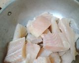 A picture of step 1 of Fish biryani.