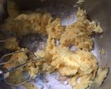 Foto langkah ke 5 dari resep Honeycomb Cake / Bolu Sarang Lebah.