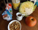 Foto del paso 1 de la receta: Ensalada de repollo con nueces