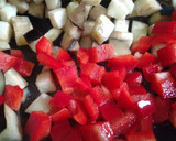 Foto del paso 2 de la receta: Arroz prebiótico con berenjena y tomate seco enriquecido con Agua de Mar