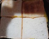 A picture of step 4 of Egg pizza.