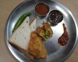 आलू ब्रेड पकौड़े (Aloo Bread pakode recipe in Hindi) रेसिपी चरण 8 फोटो