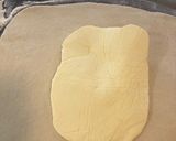 Foto del paso 4 de la receta: Medialunas de manteca