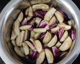 செட்டிநாடு கத்தரிக்காய் மசாலா (Chettinad brinjal masala recipe in tamil) ரெசிபி ஸ்டேப் 1 புகைப்படம்