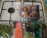 A picture of step 2 of Steamed Salmon Fillets with Vegetables.