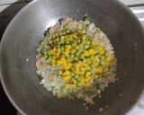 वेजिटेबल उपमा (vegetable upma recipe in marathi) रेसिपी स्टेप 3 फोटो