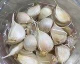 Foto langkah ke 7 dari resep Ayam Goreng Bawang Putih Batam.