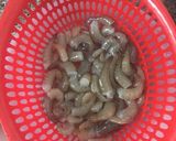 Hình bước làm 1 của món Chả giò tôm thịt