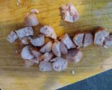 Foto del passaggio 2 della ricetta Schiscetta con cavolo cinese e salsiccia salva cena 💥
