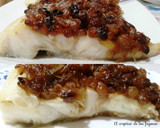 Foto del paso 4 de la receta: Bacalao con cebolla caramelizada y pasas