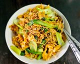 รูปขั้นตอนการทำที่ 3 ของ บะหมี่เหลืองผัดไข่