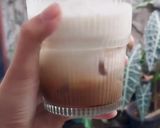 Foto langkah ke 3 dari resep Vanilla latte.