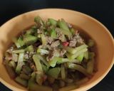 Foto langkah ke 5 dari resep Tumis labu siam daging cincang.