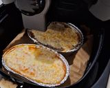 Foto langkah ke 4 dari resep Salmon Baked Butter Rice.
