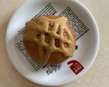 A picture of step 10 of Mimi's Coffee Bun.