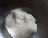 A picture of step 2 of Potato Mathri.