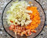 Foto del paso 1 de la receta: 🥗Pasta salad 🥗 Ensalada fresca de fideos tirabuzón con aliño de queso crema 🥗