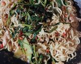 Foto langkah ke 3 dari resep Mie Kangkung Belacan.