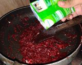A picture of step 7 of Beetroot Sapota (Chikoo) Halwa.