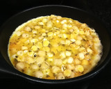 Foto del paso 4 de la receta: Tortilla con dos quesos y garbanzos