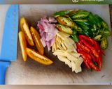Foto langkah ke 1 dari resep Oseng Tongkol Cue.