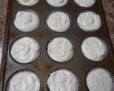 A picture of step 6 of Mini Cheesecakes - No Bake.