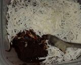 Foto langkah ke 5 dari resep Bolu Coklat Lumer.