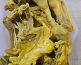 Foto langkah ke 2 dari resep Ayam Goreng Kremes.