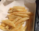 Foto del paso 1 de la receta: Papas fritas con salsa 4 quesos