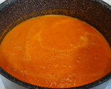 Foto del paso 5 de la receta: Jamoncitos de pollo con salsa de pimientos y tomate