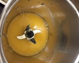 A picture of step 2 of Banana kiwi Smoothie with orange juice.