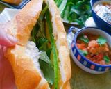 Hình bước làm 4 của món Bánh mì kẹp thịt xá xíu
