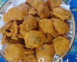 A picture of step 4 of Potato Bajji.