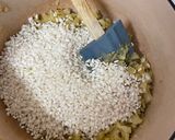 A picture of step 2 of Fennel and onion risotto bianco.