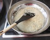 Foto del paso 2 de la receta Arroz frito con gambas y mejillones