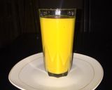 A picture of step 5 of Mango and pineapple smoothie.