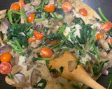 Foto del paso 3 de la receta: Pasta fresca con verduras y champiñones
