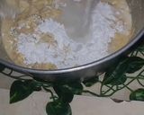 Foto langkah ke 2 dari resep Bakwan jagung ayam keju yang gurih.