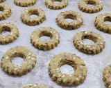 Foto del paso 5 de la receta: 🍘 Galletitas dulces de avena y mix de semillas 🍘 sin manteca!!! Y sin reposo!!!!