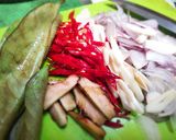 Foto langkah ke 3 dari resep Kering tempe kacang (bumbu iris).